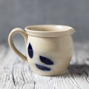 Williamsburg Pottery creamer blue leaf painted small 3 inches